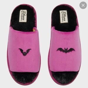 Luxe Pink Bat Embroidered Women's Slippers